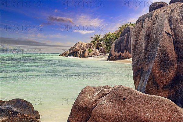 Beach and granite rocks at the dream beach Source d'Argent