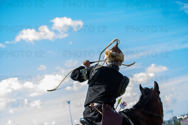 Ottoman archer riding and shooting on horseback