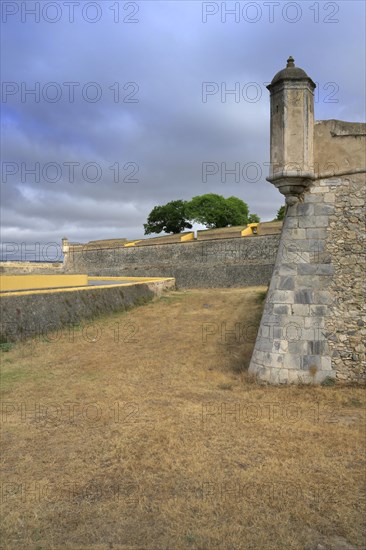 Olivenca outer gate and sentry box