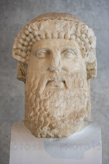 Ancient bust