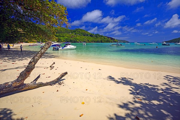 Bay of Baie Ternay Marine National Park