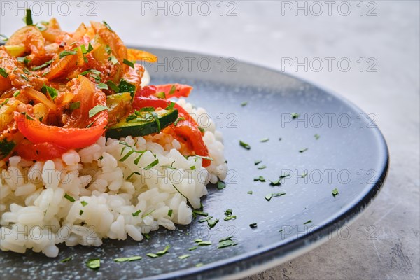 Closeup view of pulled beef with steamed bell pepper