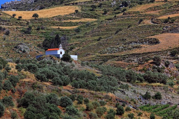 Small chapel in front of the Kedros Mountains in the south of the island near the village of Lefkogia