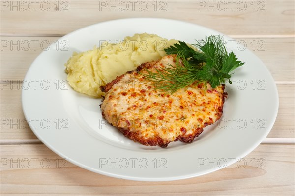 Roasted meat with mashed potato