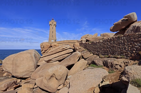 Rocks at the Phare