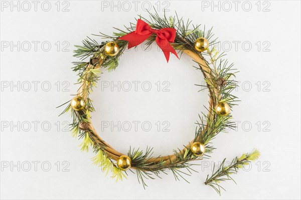 Christmas wreath table