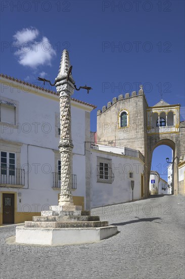 Pillory and Santa Clara Arch