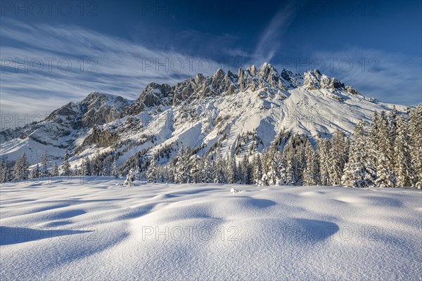 Mandlwand and Hochkoenig in winter