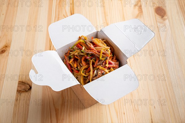 Udon noodles with veal