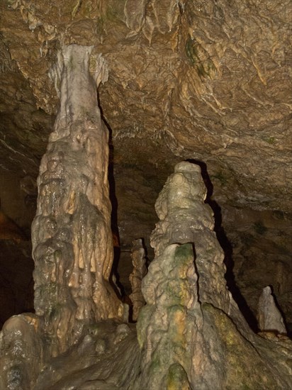 Stalagnate