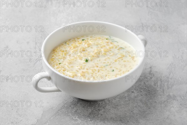 Lean bulgur porridge in a bowl