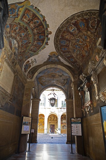 Entrance to the Biblioteca Comunale dellArchiginnasio