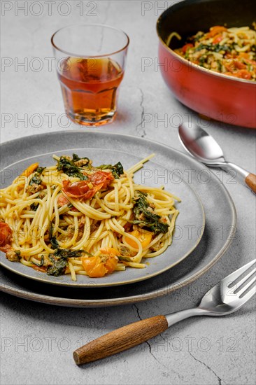 Plate with spaghetti with spinach