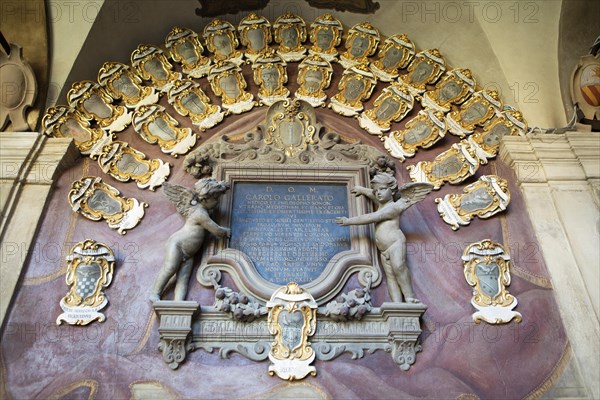 Coat of arms in the Biblioteca Comunale dell'Archiginnasio