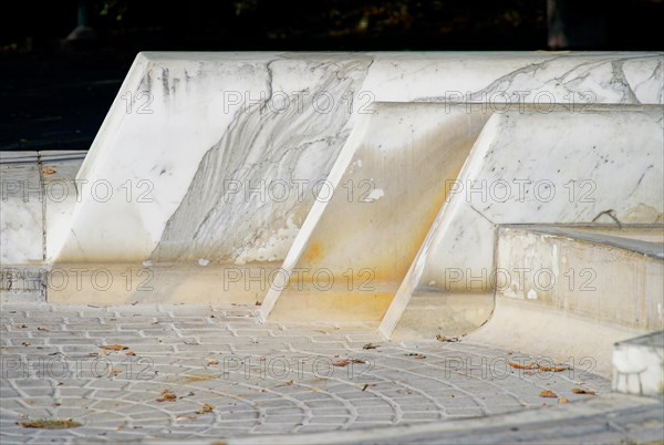 White marble dry fountain