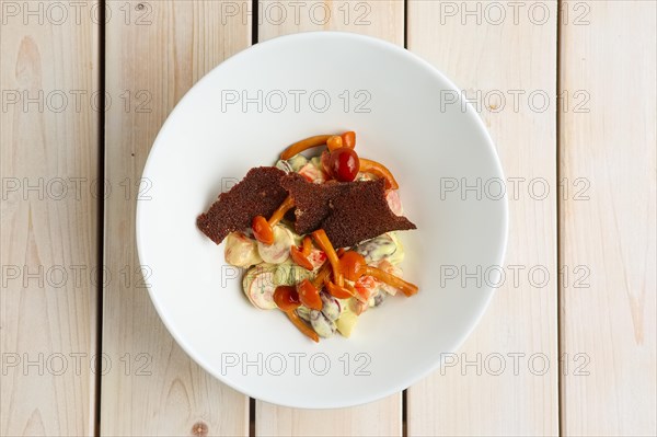 Salad with kidney beans