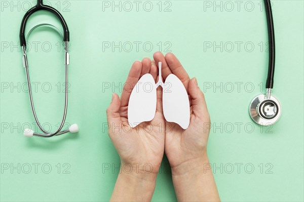 Hands with lungs shape