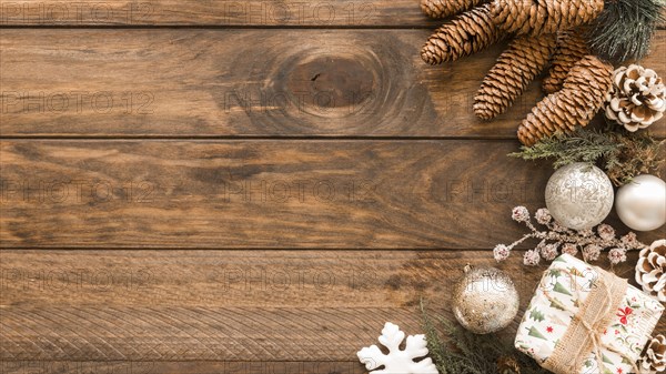 Gift box with shiny baubles cones