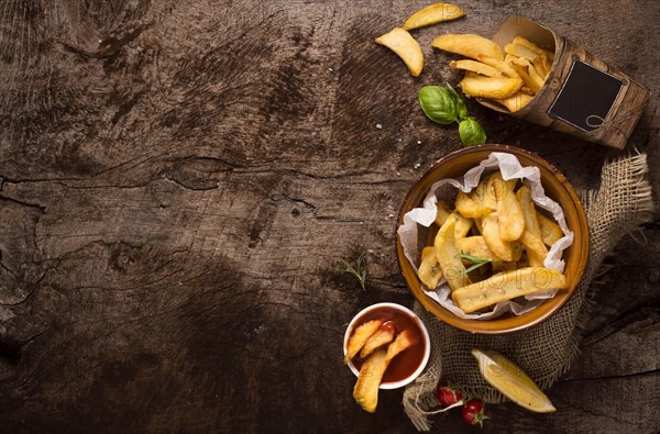 Flat lay french fries bowl with copy space