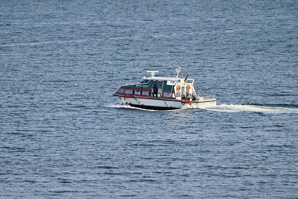 Witte Kliff dune ferry