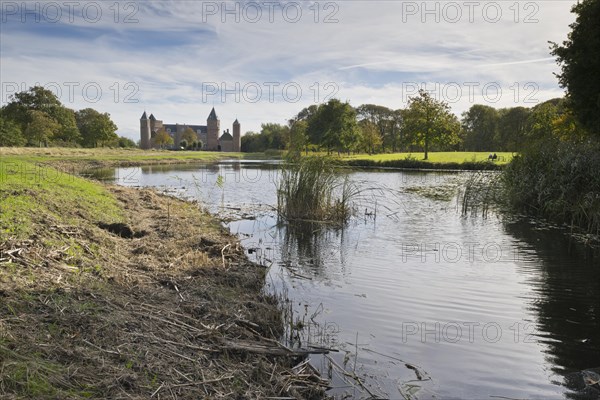 Park and Kasteel Westhove