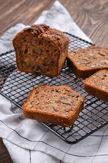 Whole uncut biscuit cake with walnut