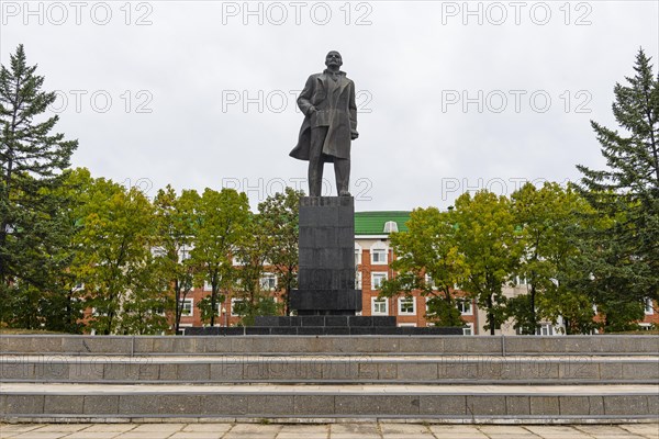 Lenin statue