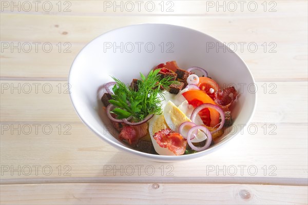 Country salad with fried potato