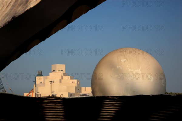 The Pearl Fountain and Oyster Fountain on the Corniche in Doha