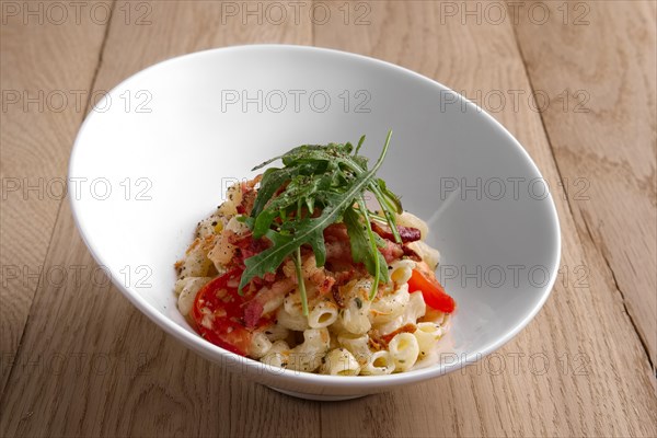 Salad with pasta