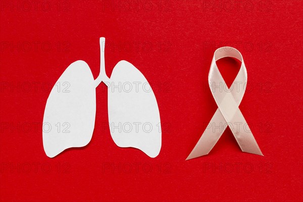 Medicine sign with lungs shape