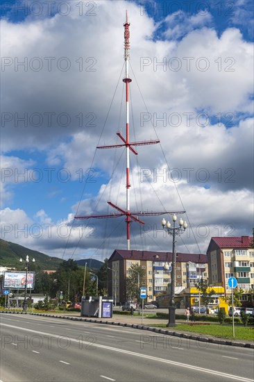 Giant radio antenna