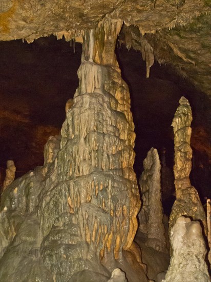 Stalagnate and stalagmite