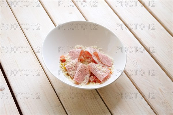 Salad with ham