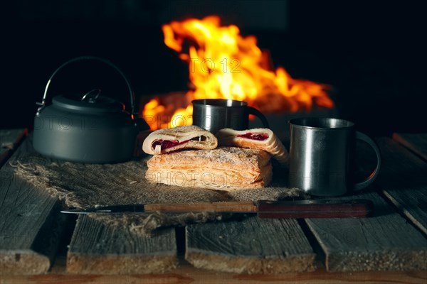 Late snack for two at night outdoor kamping