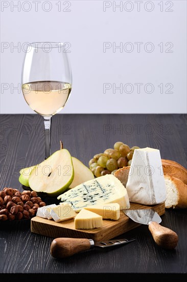 Snack for wine