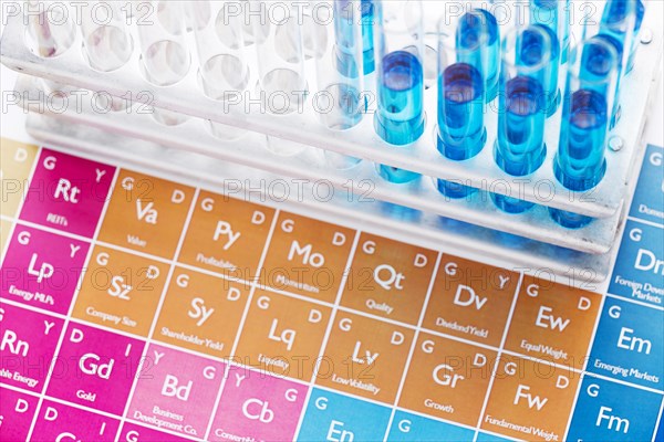 Science elements with chemicals arrangement