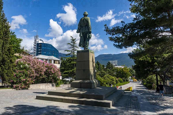 Maxim Gorky statue