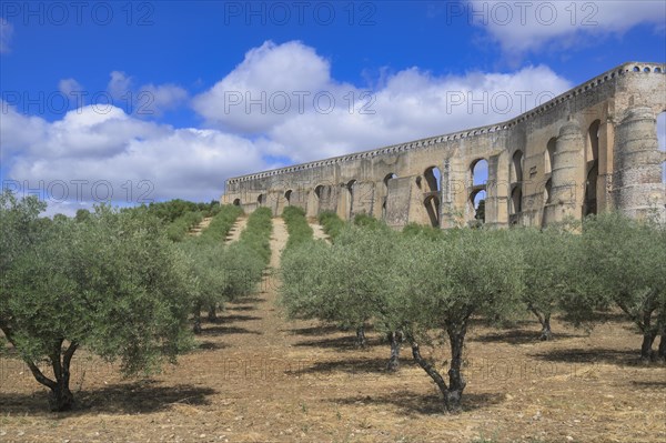 16th century Amoreira aqueduct