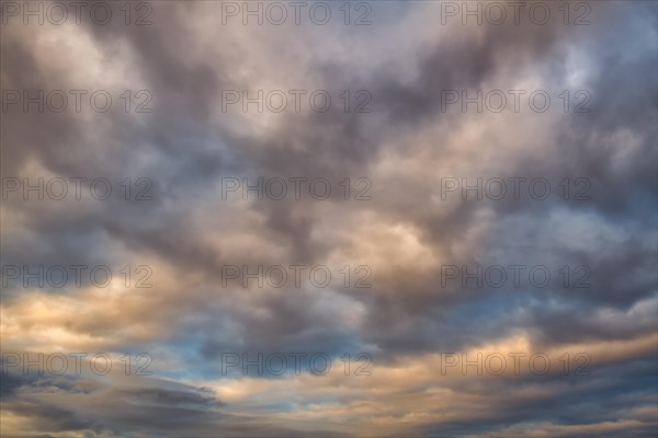 Atmospheric cloud formation after sunset