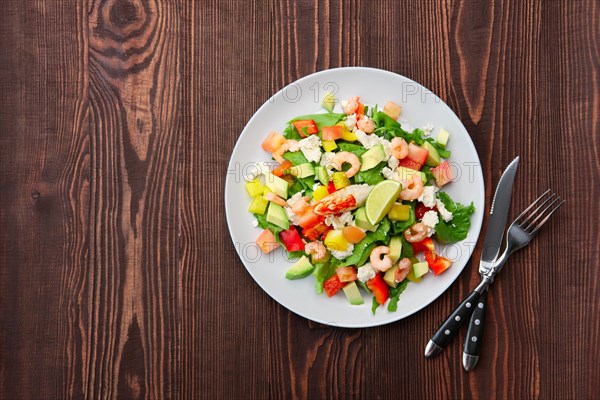 Salad with avocado