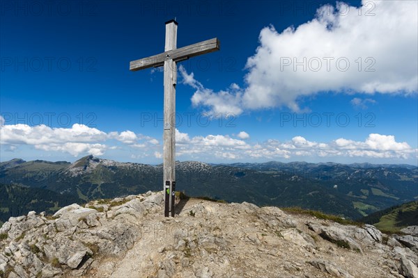 Summit cross