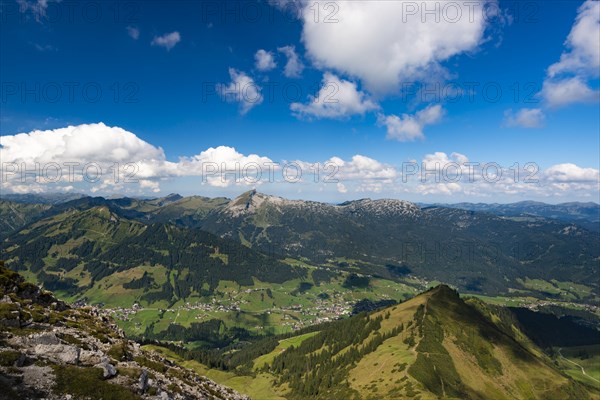 Mountain panorama from the Walser Hammerspitze