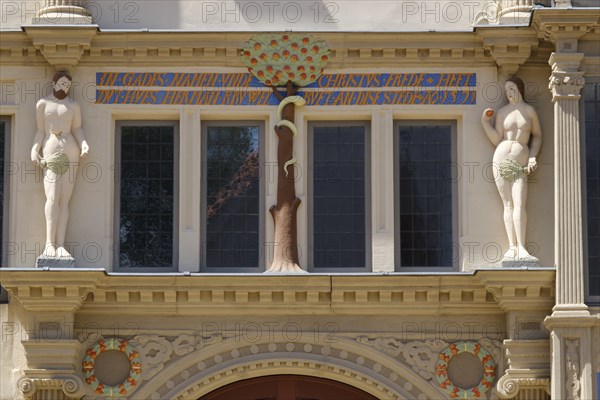 Adam and Eve above the entrance at the Hexenbuergermeisterhaus