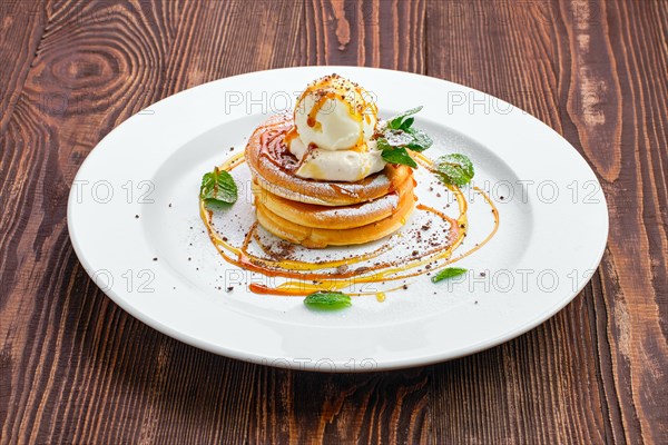 Pancakes with ice cream