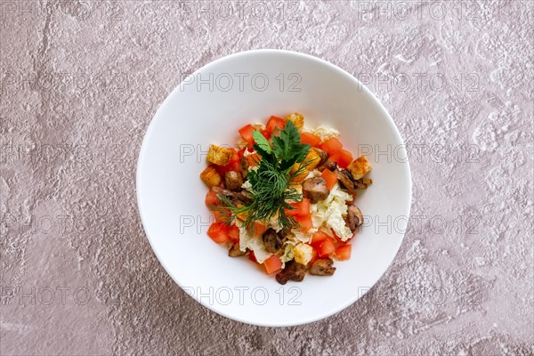 Vegetarian salad with mushrooms