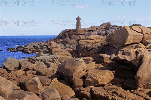 Rocks at the Phare