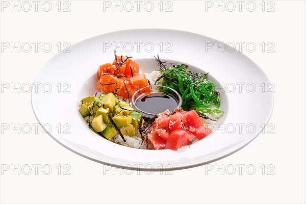 Salmon sashimi rice bowl with avocado