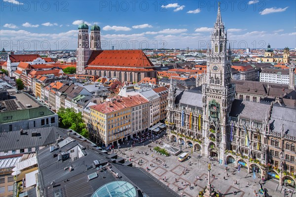 Marienplatz with City Hall and Church of Our Lady