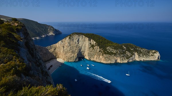 Paralia Navagio